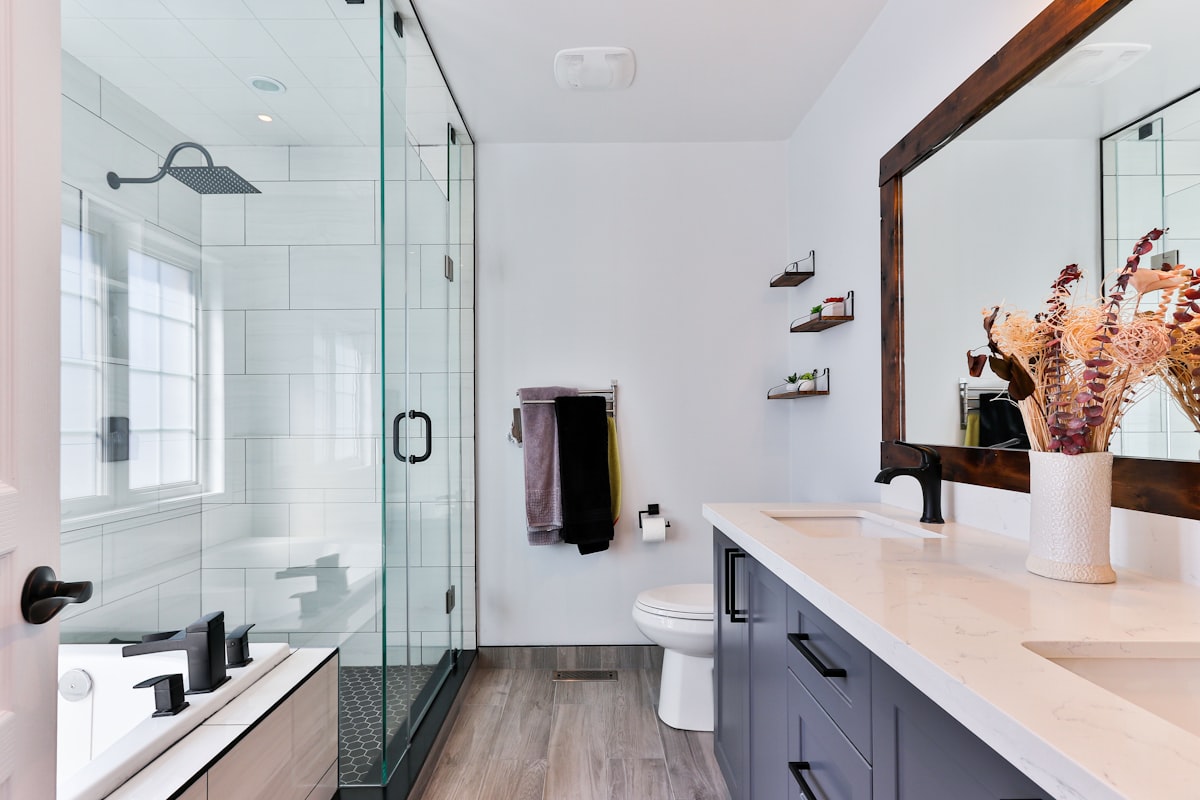 Exemple de salle de bain repeinte